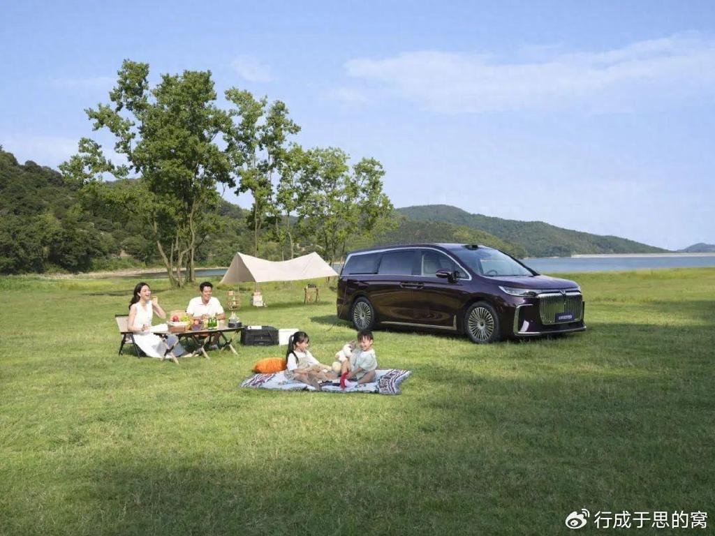 小米汽车9月交付超1万辆，特朗普将对从墨西哥进口汽车征收200%关税-小米汽车收购恒大汽车?小米回应