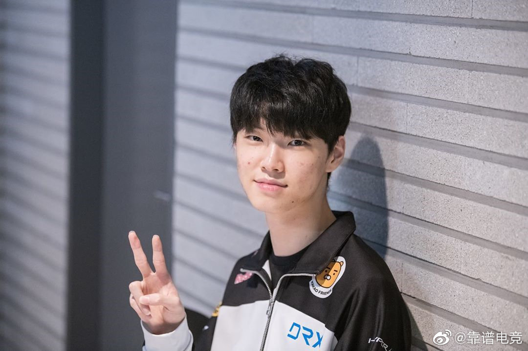 lck ins分享上周赛场选手照片