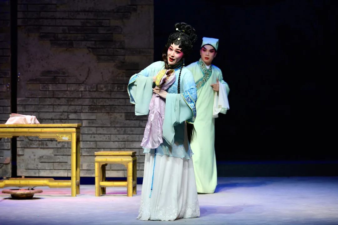 古装粤剧《五女拜寿》线上线下同步上演