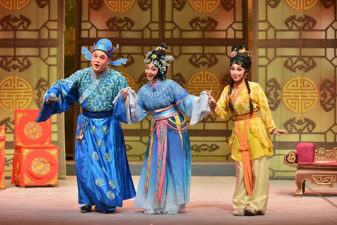 古装粤剧《五女拜寿》线上线下同步上演