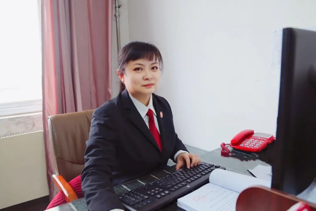 "多面手"法官纪静静:绽放在审判一线的铿锵玫瑰|审判