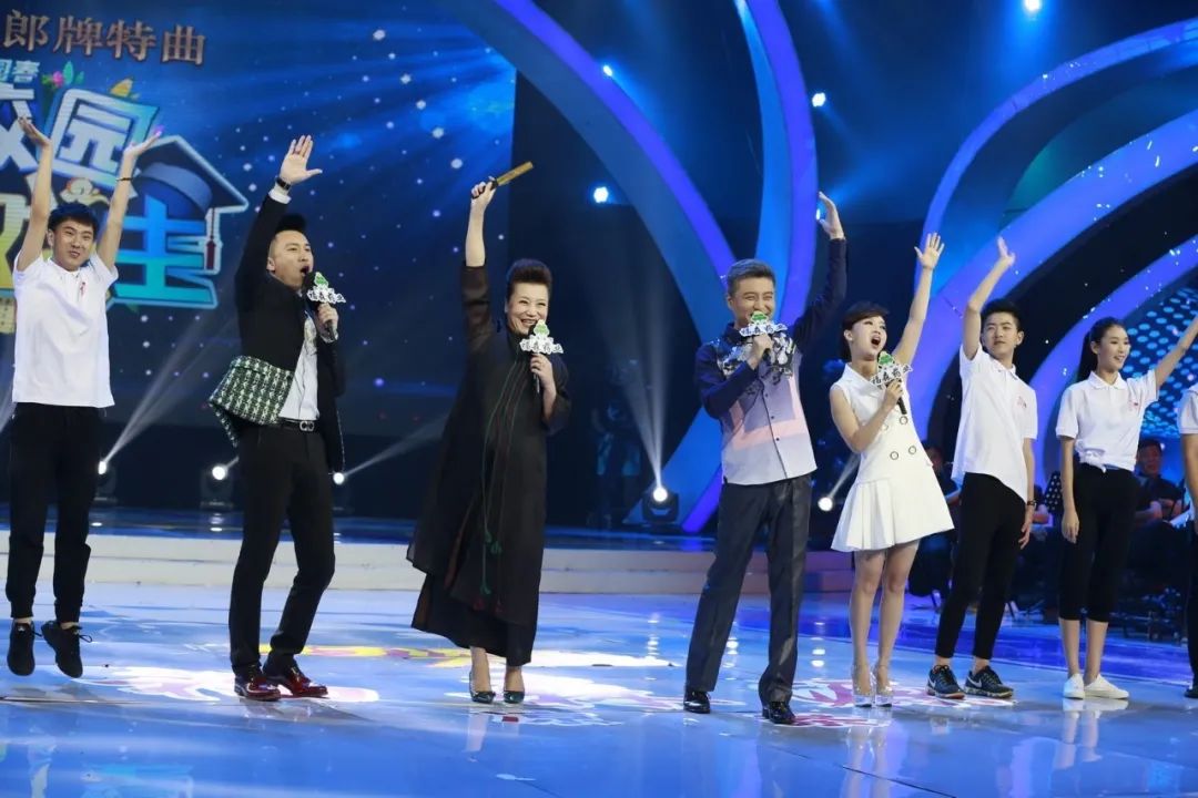 从收视垫底到一夜爆红,河南台的逆袭,让多少一线娱乐卫视脸红?休闲区蓝鸢梦想 - Www.slyday.coM 从收视垫底到一夜爆红,河南台的逆袭,让多少一线娱乐卫视脸红?休闲区蓝鸢梦想 - Www.slyday.coM