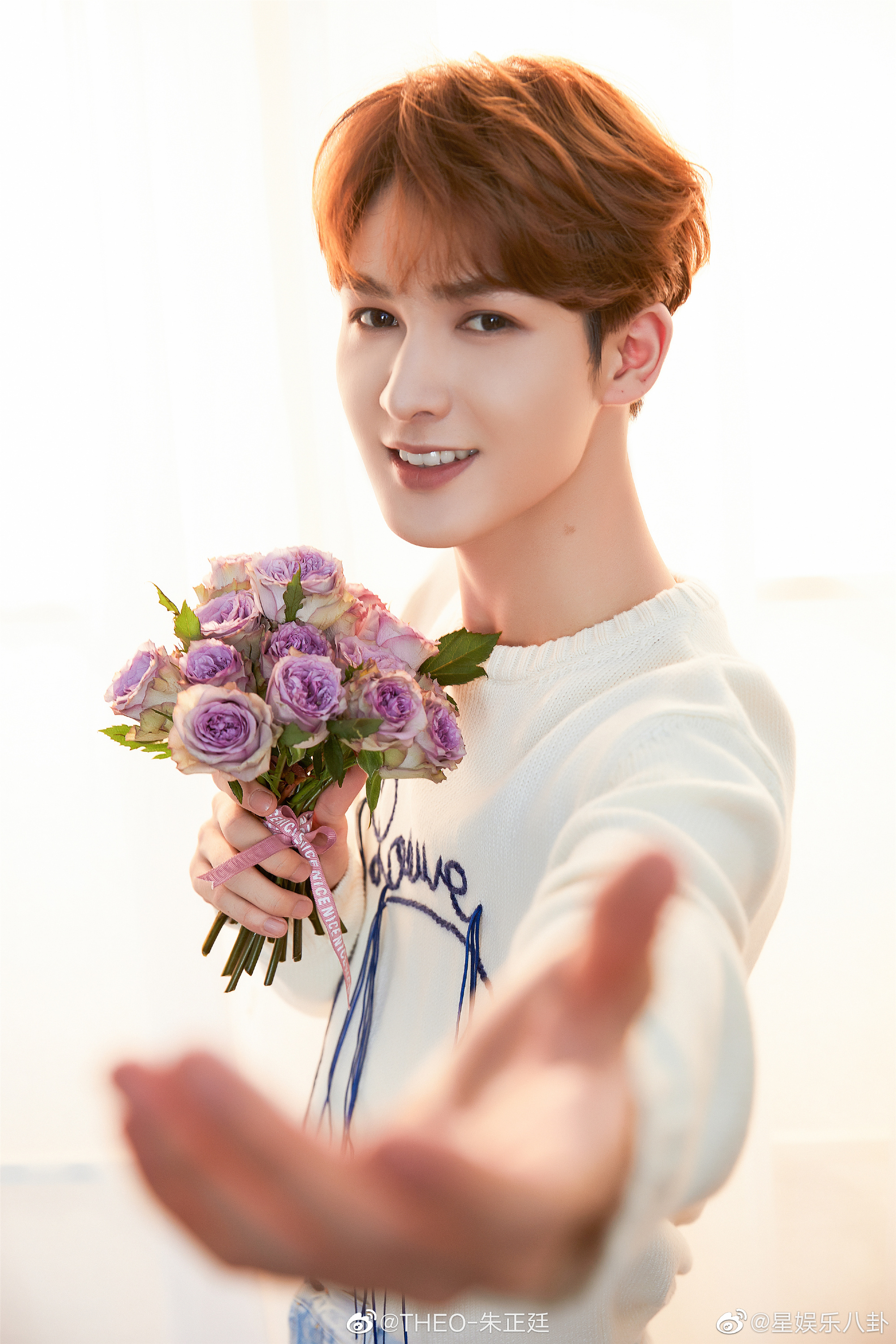 正正@theo-朱正廷