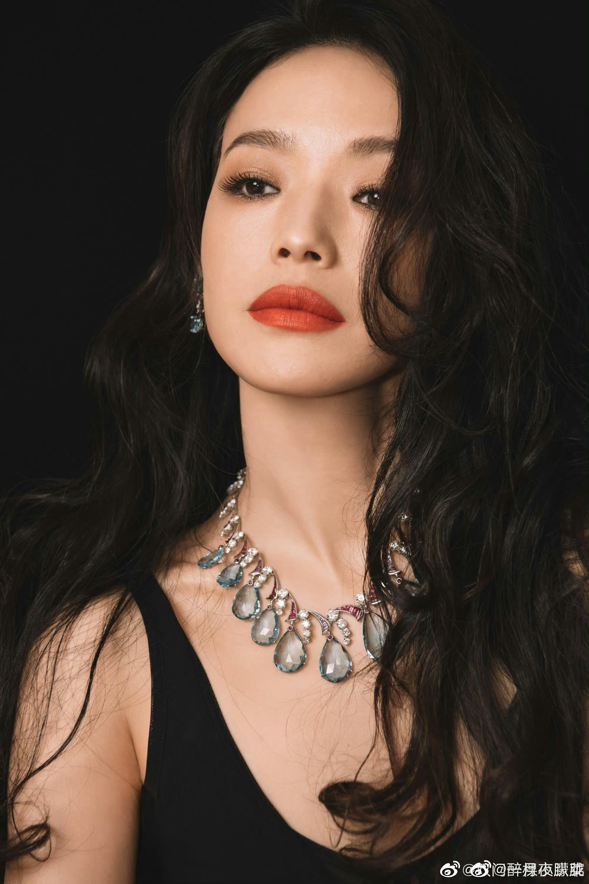 舒淇真是那种越来越好看的美人，年轻时眼里的固执倔劲儿……__财经头条