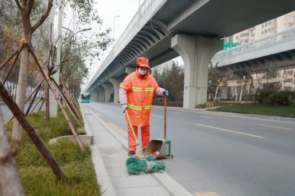 记者直击西安封闭式管理首日：街道空旷，物资有保障，核酸筛查紧张进行！休闲区蓝鸢梦想 - Www.slyday.coM
