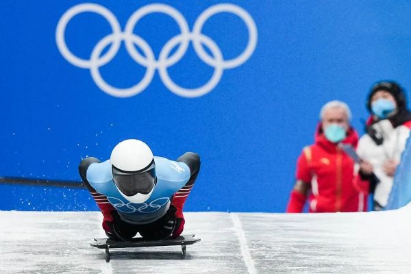 昨晚！男子钢架雪车创造历史！休闲区蓝鸢梦想 - Www.slyday.coM