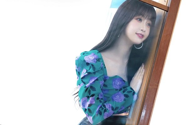 《两个人的小森林》虞书欣300套服装进组，每套都好看，网友喜欢休闲区蓝鸢梦想 - Www.slyday.coM