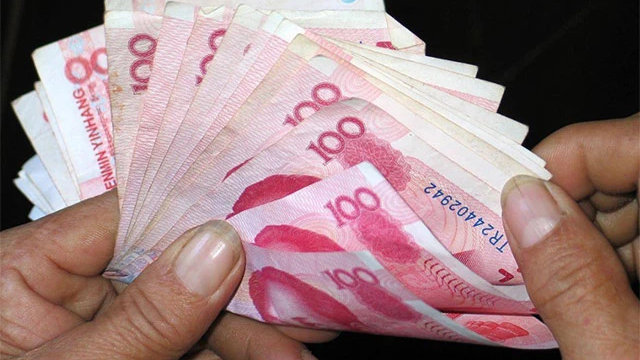 2024年,老百姓手里的钱,该存在银行,还是留现金在手里?|国有银行|资金|理财|发霉|安全性_新浪新闻