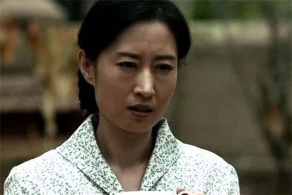 父母爱情葛美霞为何能迅速跟刚上岛的安杰成为好朋友