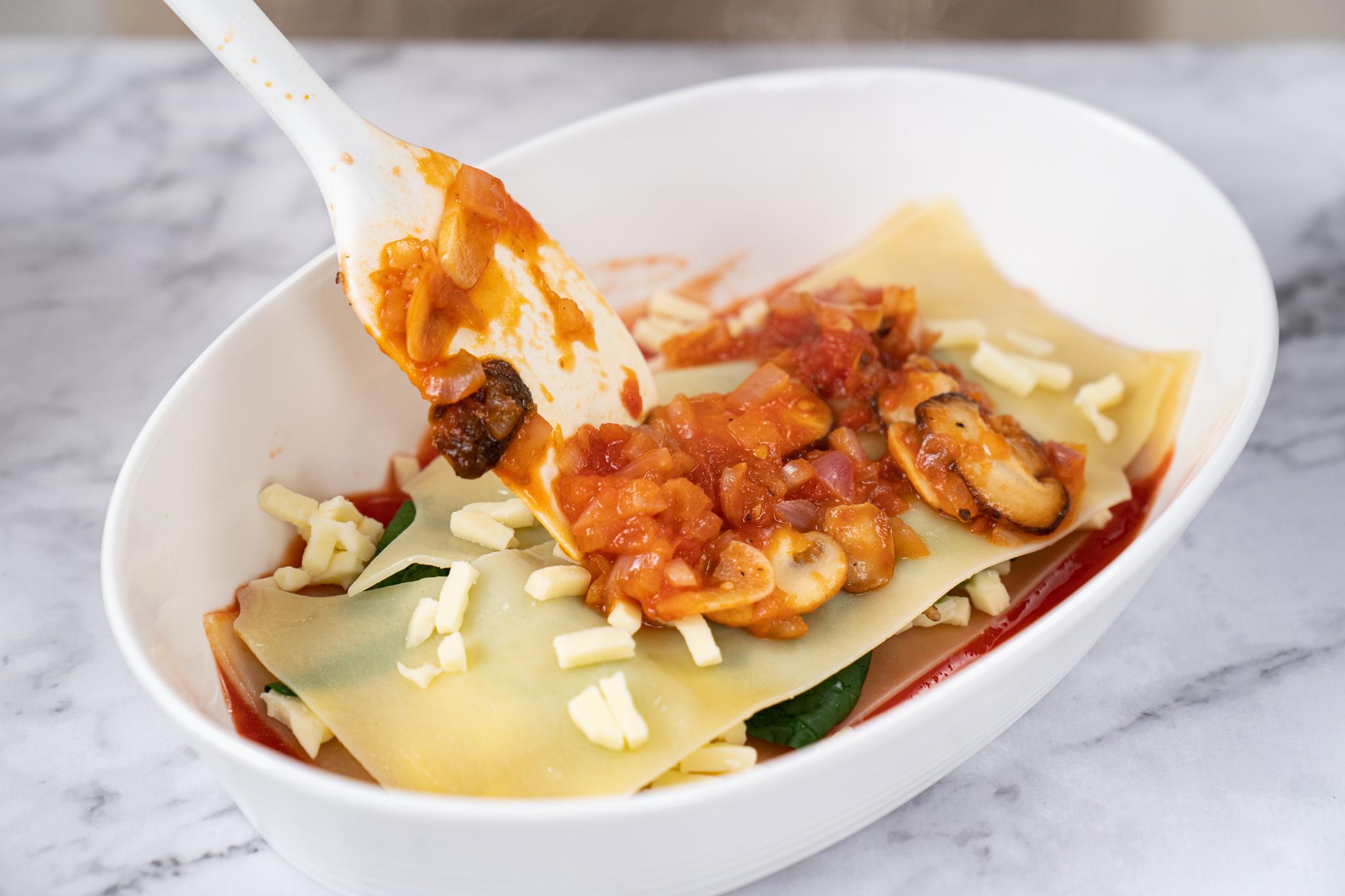 减脂吃的芝士素千层面,用千张皮代替宽面的千层面,更低脂……__财经