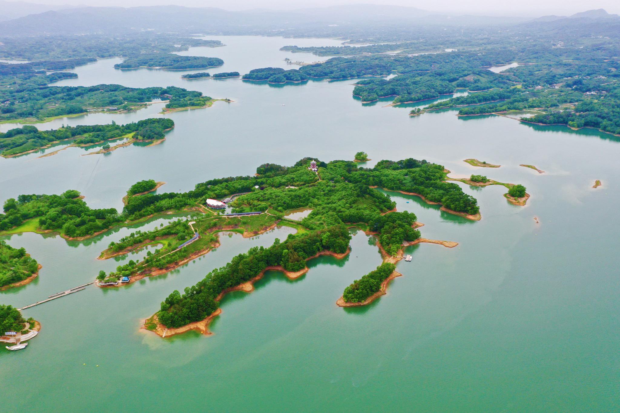 湖光山色映入眼帘,河南信阳南湾湖,一幅天然的水墨画卷……|南湾湖