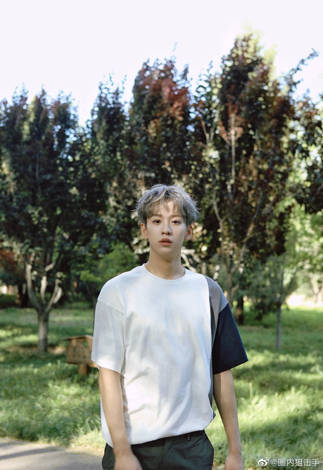 余景天最新营业照状态还不错其实还是蛮喜欢小天的