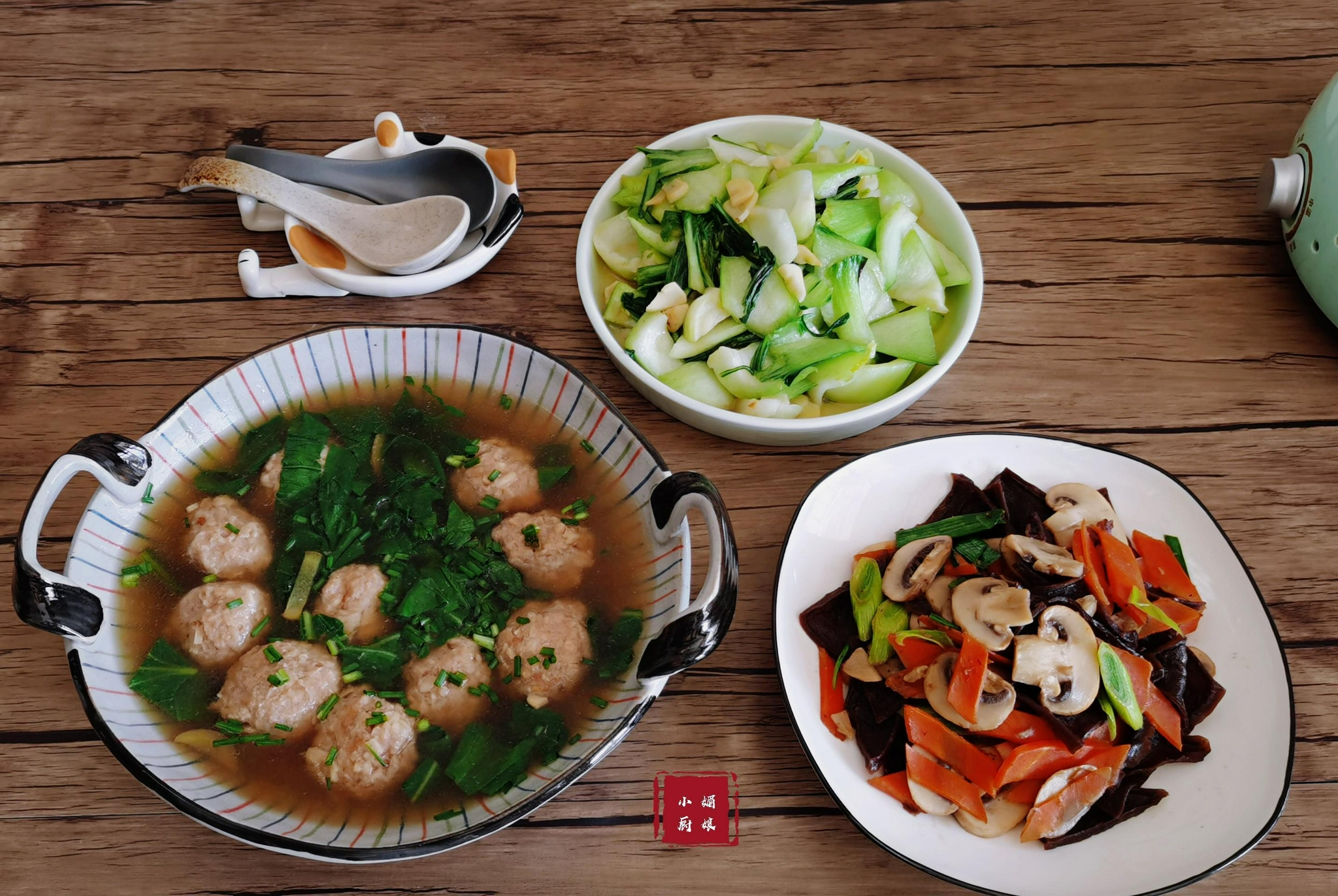 清淡饮食鲜美有味,每一口都是食物的香气,饺子馅汆丸子Q弹鲜香休闲区蓝鸢梦想 - Www.slyday.coM 清淡饮食鲜美有味,每一口都是食物的香气,饺子馅汆丸子Q弹鲜香休闲区蓝鸢梦想 - Www.slyday.coM