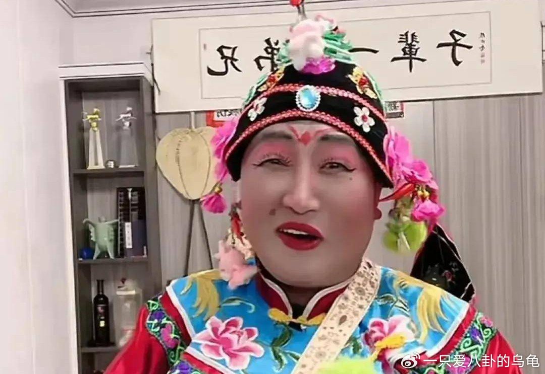 网红“最美妖婆”杨老二被灌酒致死，家属追责灌酒者|老二|灌酒|杨海龙_新浪新闻