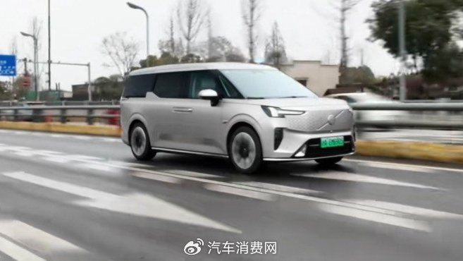 沃尔沃EM90将提供一个移动的生活空间，在这里，您可以与家人共度愉悦