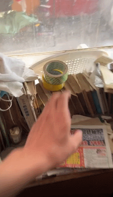 “垫底辣孩”一个月涨粉530万！美男变装？No！评论区才是喜剧！休闲区蓝鸢梦想 - Www.slyday.coM