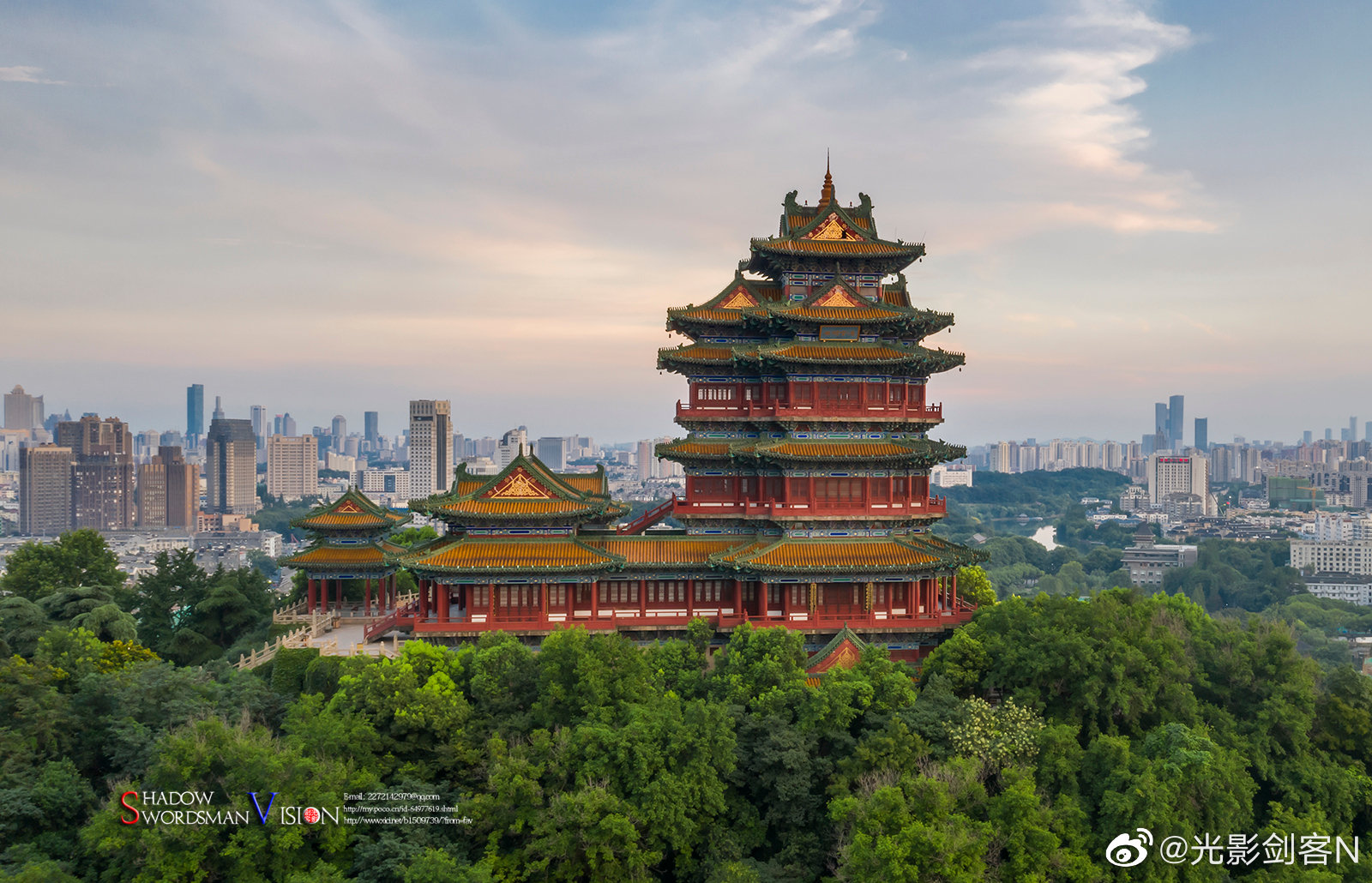 美好8月,夕照阅江楼