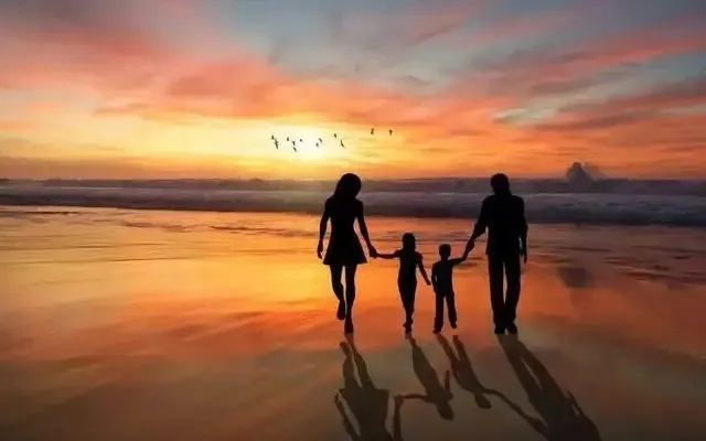 三名在校大学生网上“薅羊毛”诈骗近百万获刑，庭审忏悔发人深省休闲区蓝鸢梦想 - Www.slyday.coM