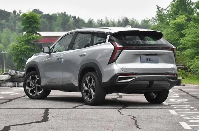 合资suv慌了?新款吉利博越l降价加量,配置全面升级,11.57万起