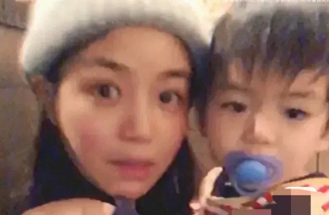 被曝9月底与陈晓官宣离婚,陈妍希谈老公儿子秀幸福,称想要二胎休闲区蓝鸢梦想 - Www.slyday.coM 被曝9月底与陈晓官宣离婚,陈妍希谈老公儿子秀幸福,称想要二胎休闲区蓝鸢梦想 - Www.slyday.coM