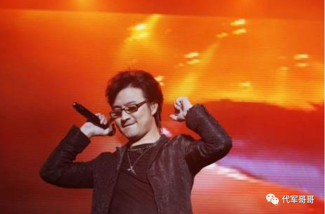 汪峰第一任妻子齐丹:目睹前夫梅开三度,4年婚姻让我至今后怕|齐丹|汪峰|筠子_新浪新闻