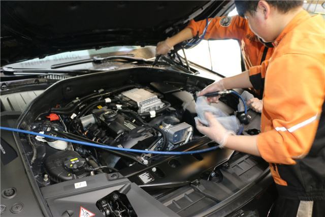 汽车发动机舱到底能不能用水清洗?一次讲明白