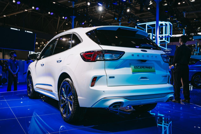 福特锐际phev在夹缝中也能开花