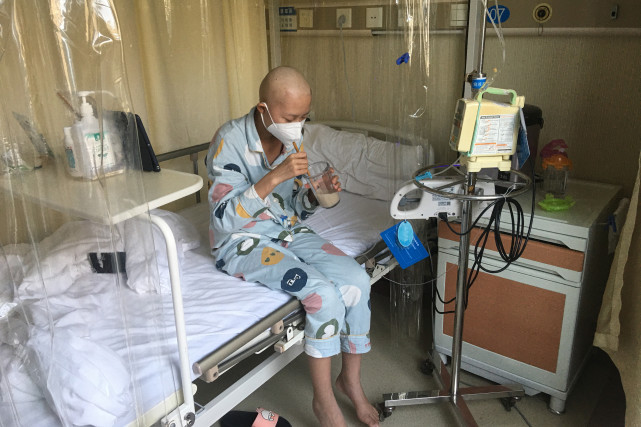 河南13岁"乒乓少女"获多项荣誉,如今身患重症一度暴瘦30斤|杨柳青