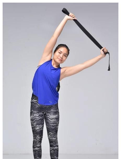 手臂上举式:一个简单的瑜伽体式,好处非常多|手臂|体式|瑜伽带_新浪