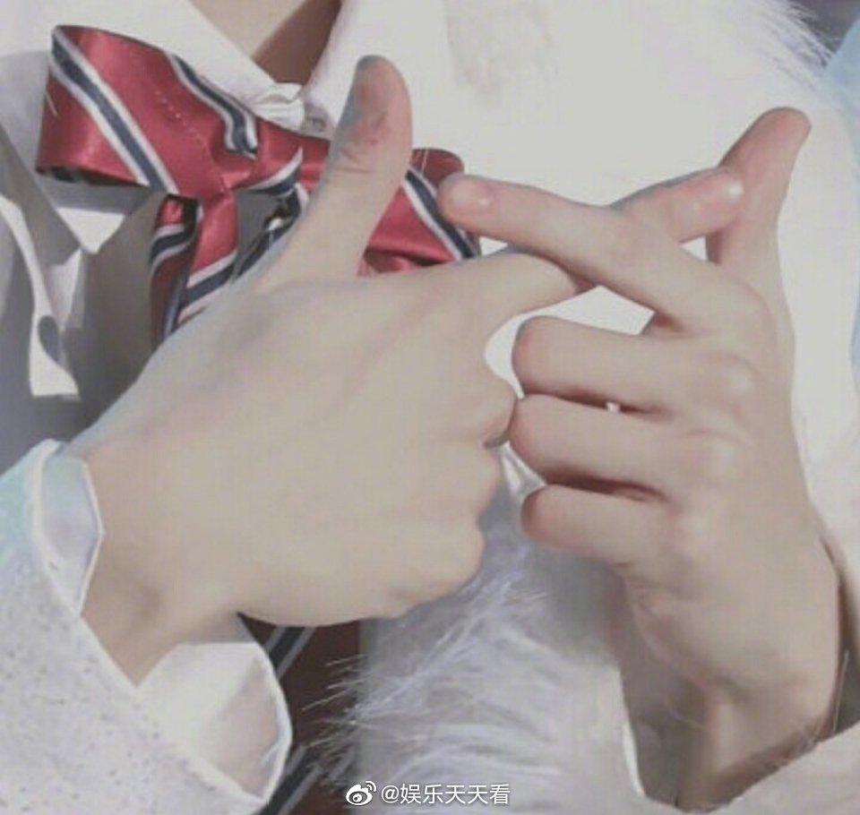 诚邀各位品一品马嘉祺的手 简直就是手控党的福音 修长有力量