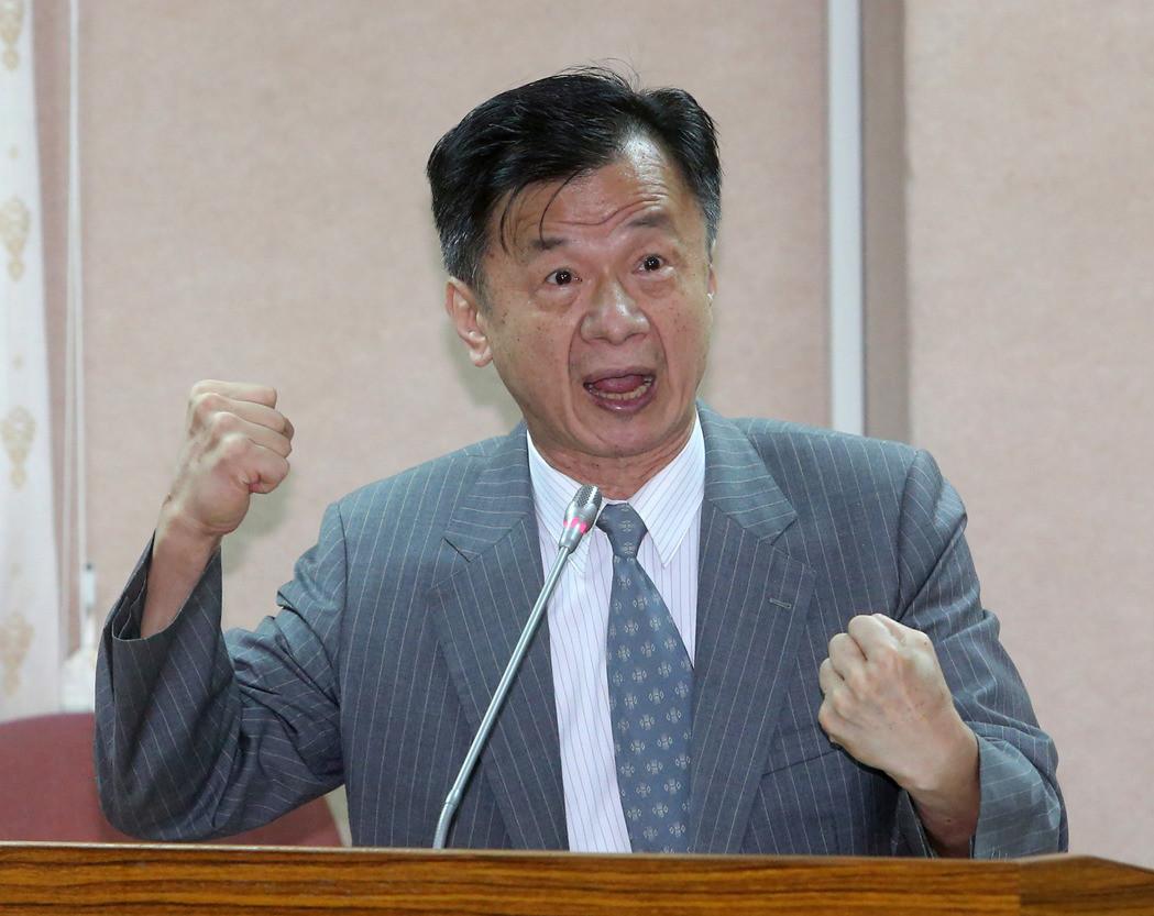 陈时中丑闻曝光后一大陆公务员遭调查台媒完全是在转移焦点