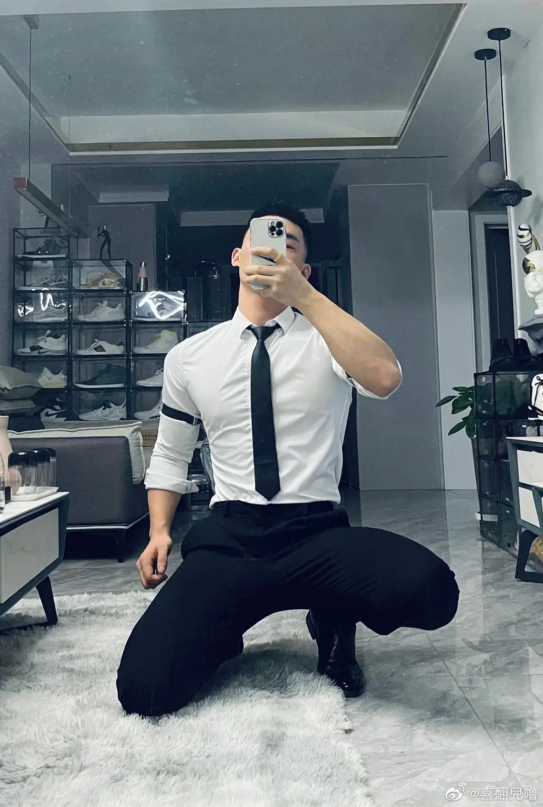 东北187肌肉公0天花板