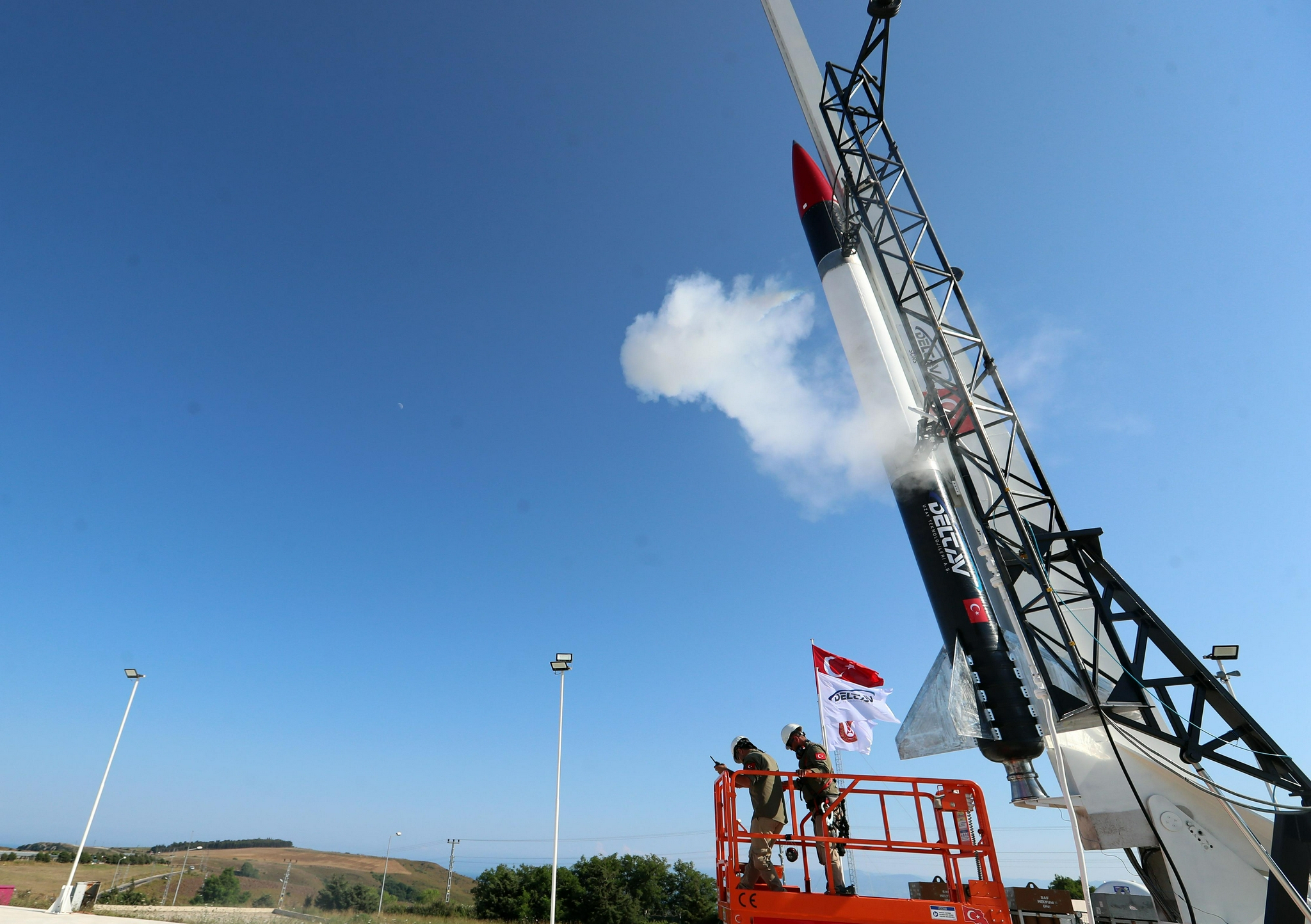 土耳其成功测试混合动力火箭系统