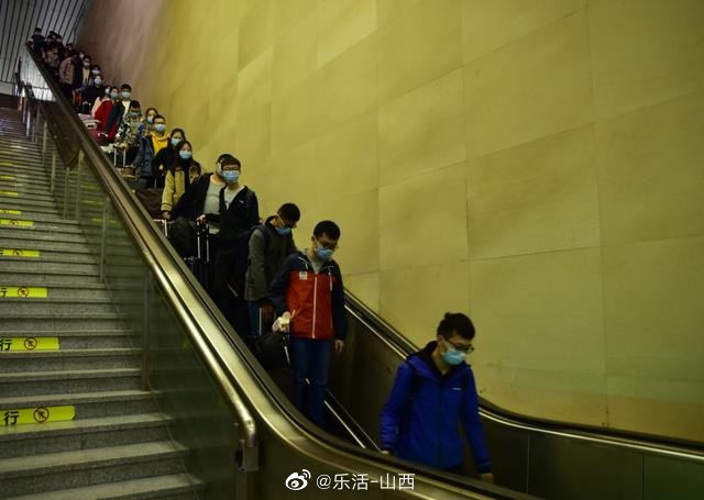 116名学生因实习滞留湖北，大同大学包车接回|新冠肺炎_新浪新闻