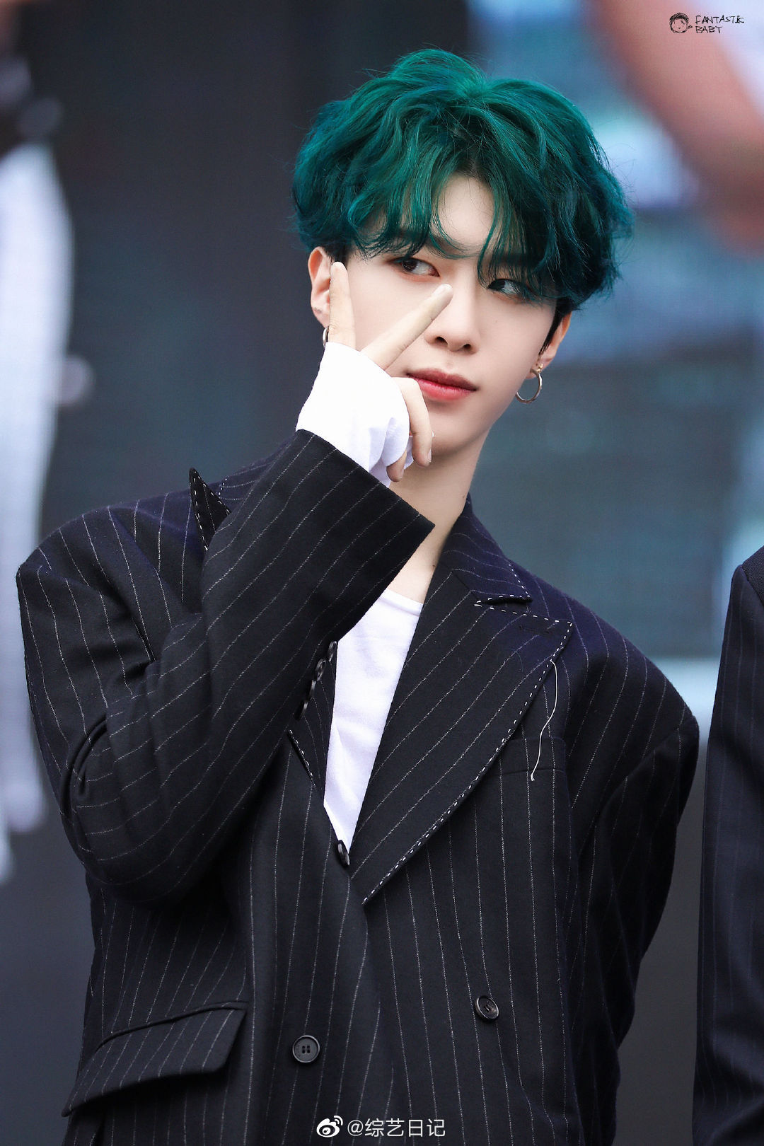 范丞丞真的绝了这个颜值