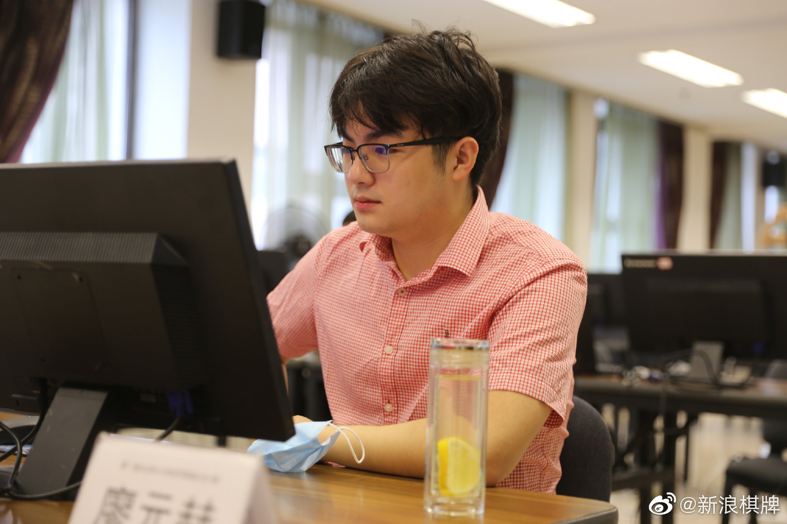 高清 Globis杯世界围棋u赛廖元赫等三将出战 高清 Globis杯世界围棋u赛廖元赫等三将出战