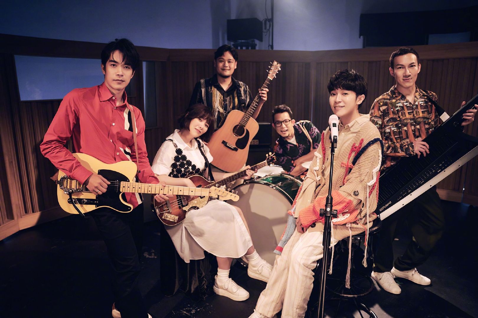 鱼丁糸终点起点我们还是我们丨人物