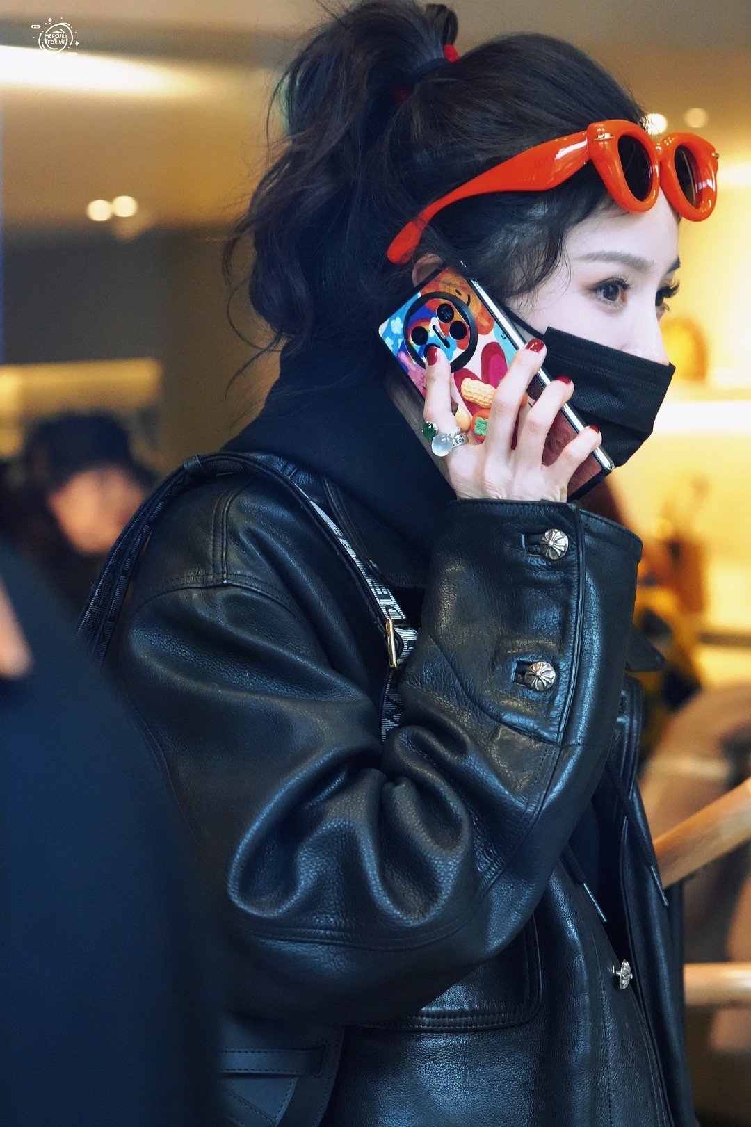 杨幂的好柿发生手机壳有点喜欢啊