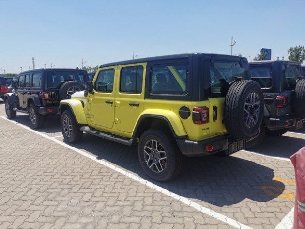 99万元,牧马人撒哈拉4xe荧光黄上市-新浪汽车