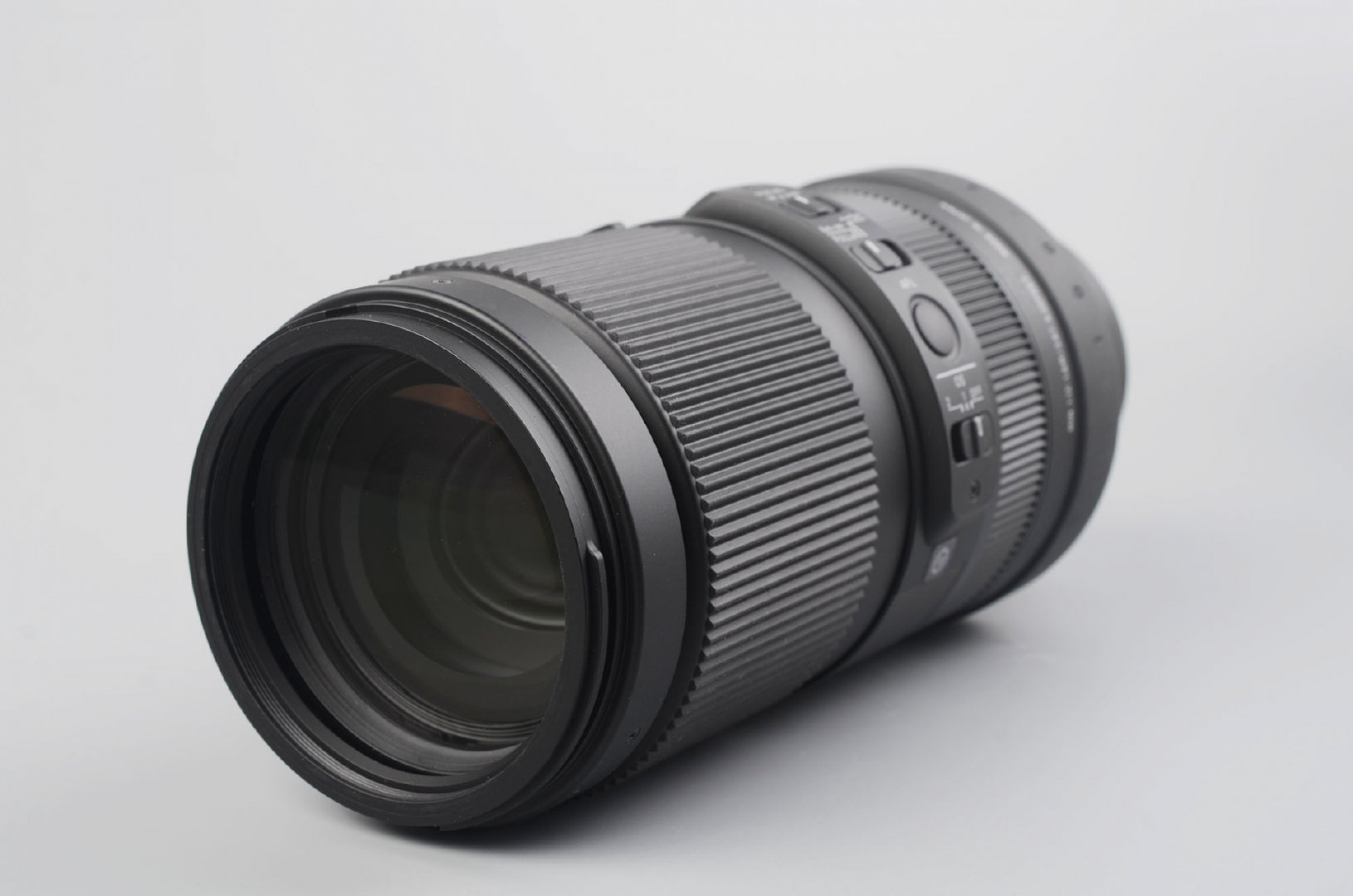 适马100-400mm f5-6.3 dg dn os外观图赏