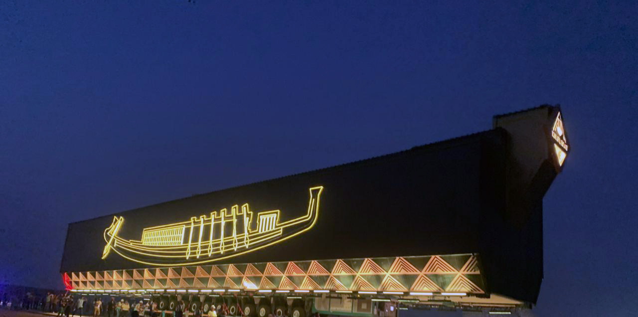 埃及胡夫太阳船搬家历史超过4500年保存完好