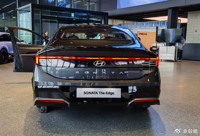 换代不成功中期改款来补救换上新装的十代索纳塔帅不帅