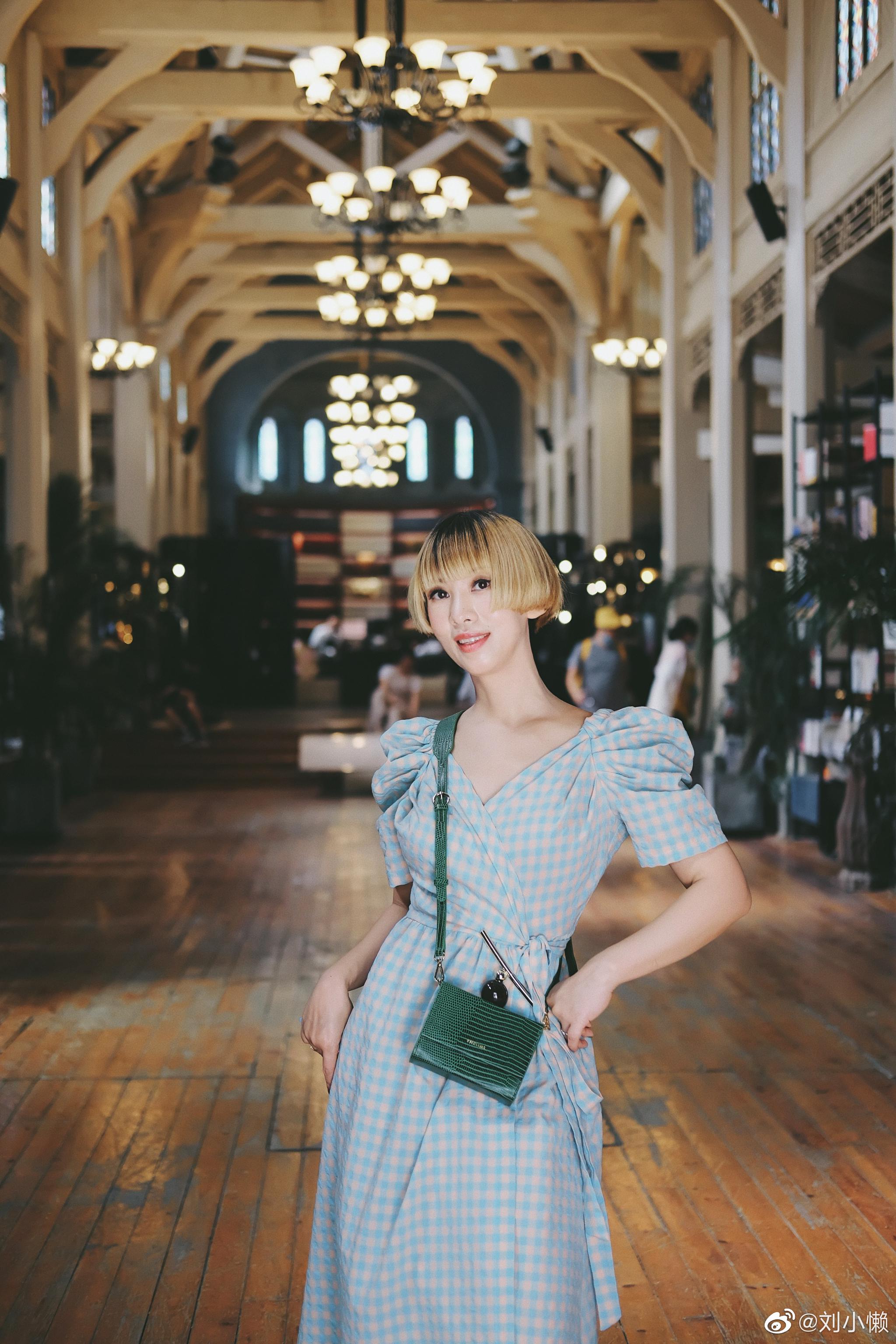 用来形容友情过分贴切,临走带上一本小野洋子的葡萄柚,诗意的夏至