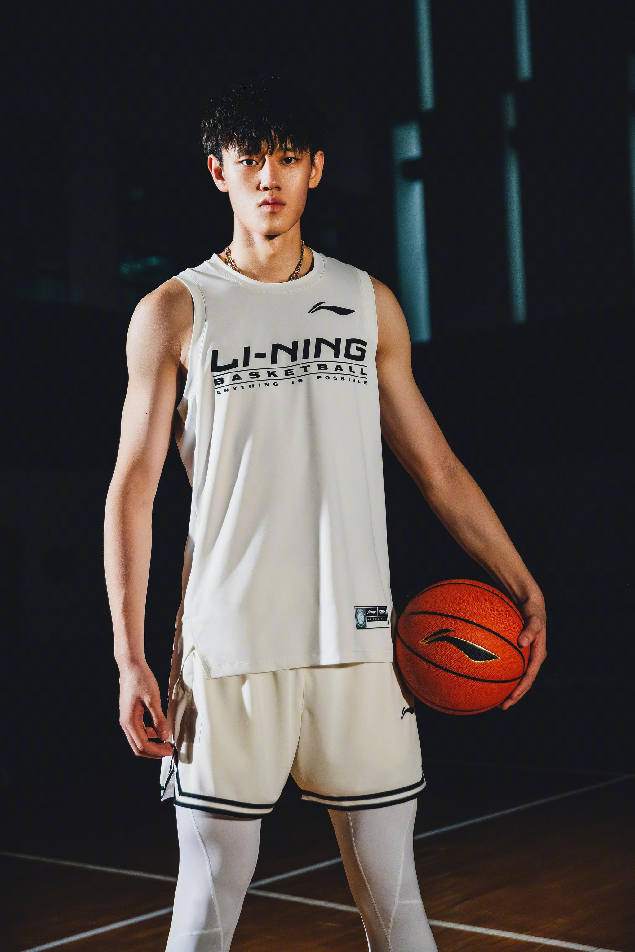 这一波操作相当给力,期待曾凡博能让中国品牌在更高的舞台展示中国