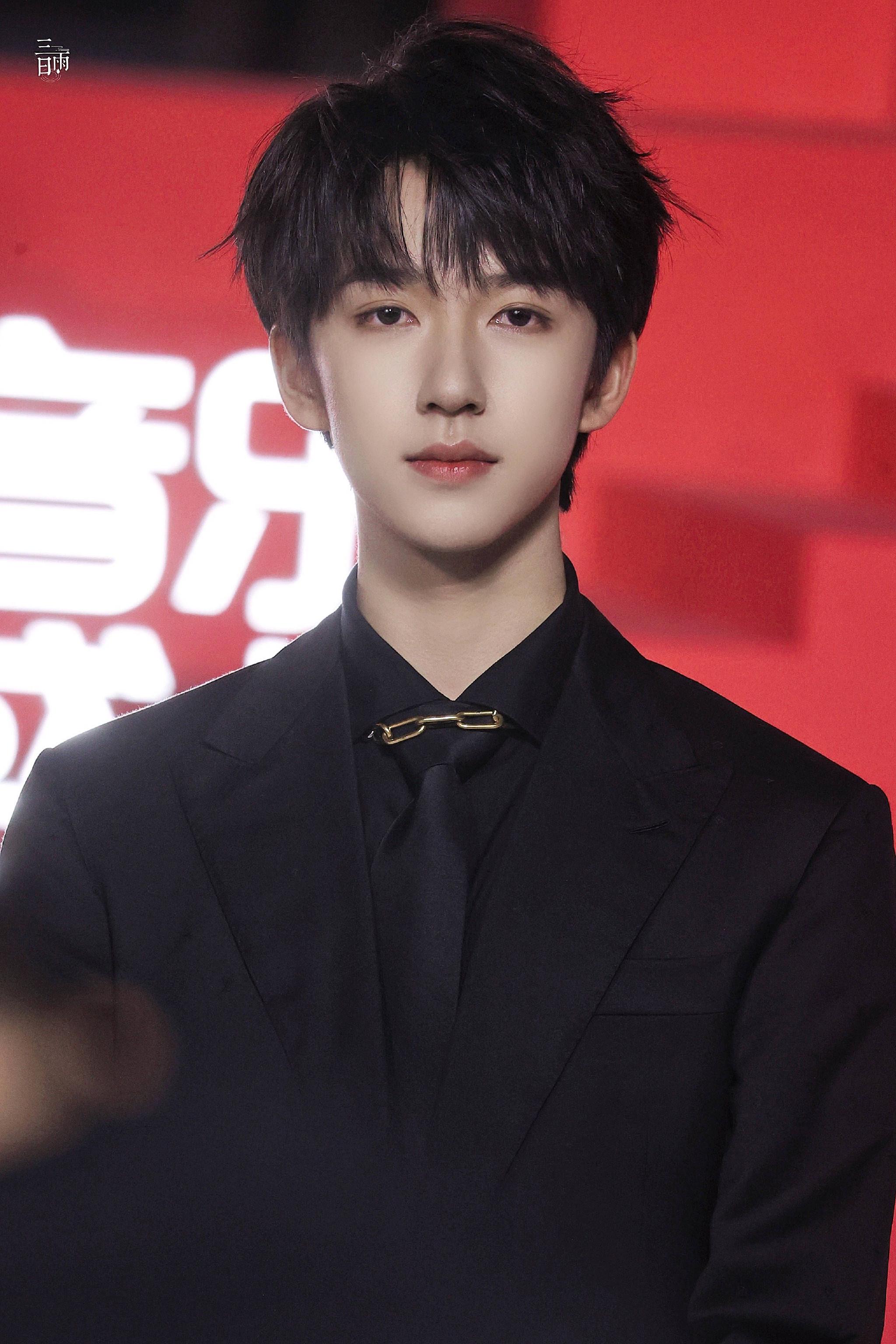 不是欧皇降霖,是日复一日的努力 努力就会有回报……|贺峻霖_新浪新闻