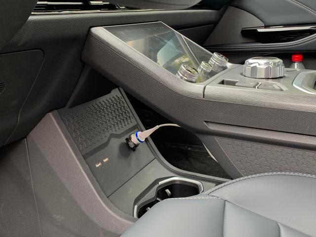 试驾哪吒U：小身材大空间，蕴藏些许躁动