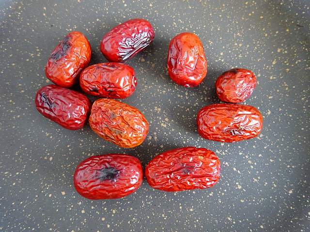 这是秋季必吃的甜羹,做的时候多加一步,不仅味道好,功效更完美休闲区蓝鸢梦想 - Www.slyday.coM 这是秋季必吃的甜羹,做的时候多加一步,不仅味道好,功效更完美休闲区蓝鸢梦想 - Www.slyday.coM