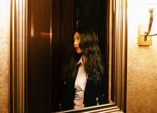 萨吉出席2021搜狐时尚盛典 个性装扮亮相进取之夜