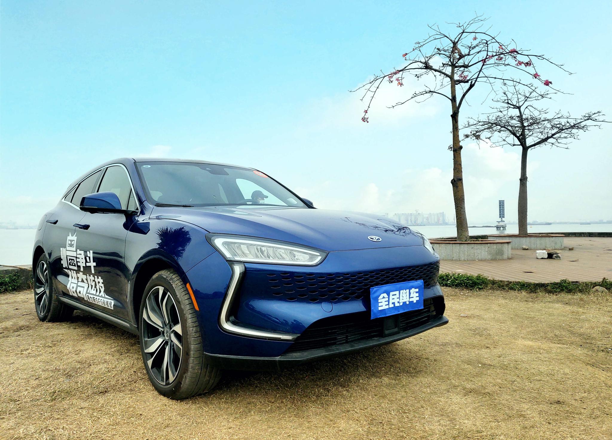 全面试驾赛力斯sf 5 增程式电动车市场从此有了更加丰富的选择