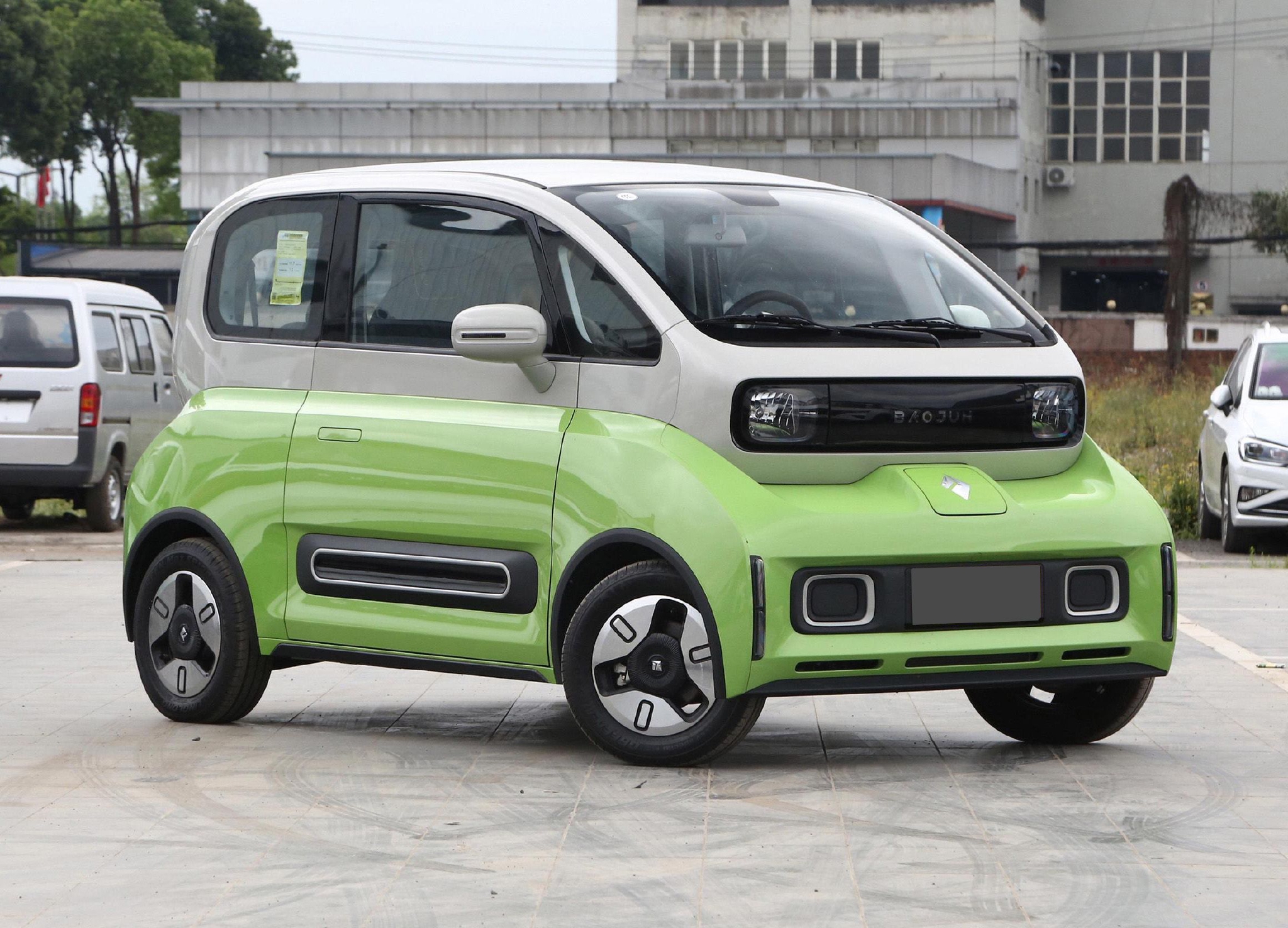 适合年轻人的代步小车,外观很时尚,续航305km,宝骏kiwi ev-新浪汽车